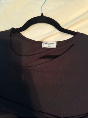 LNA Women's Black Ribbed Long-Sleeve Top with Front Cutout